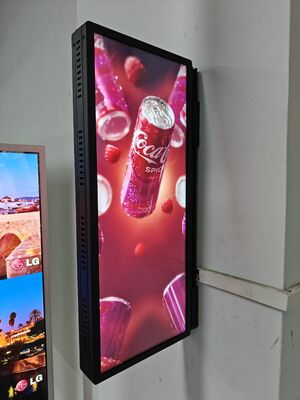 คุณภาพ 21.5 นิ้ว ผนังติดตั้งกระดานขยาย LCD จอแสดงผลด้วย CMS ในตัวสําหรับการโฆษณา Media Player โรงงาน